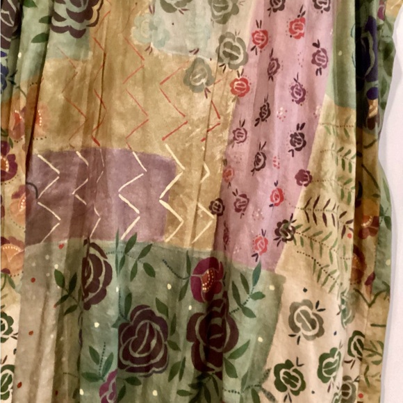 Floral Patchwork Dress - Picture 3 of 4